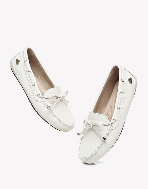 Frida in White