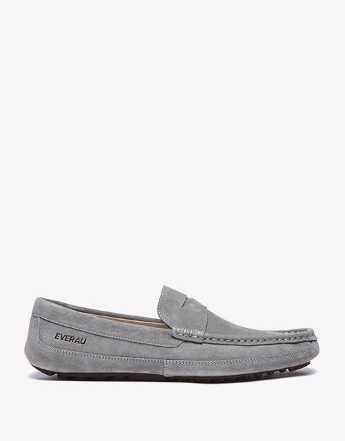 Beau in Grey