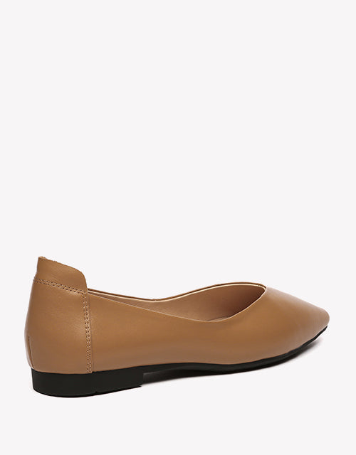 Everly in Camel