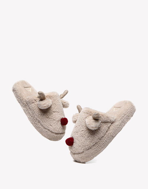 Reindeer in nude