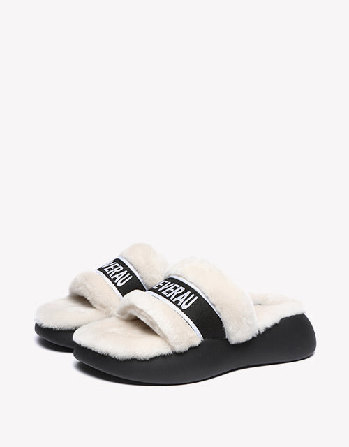 Flossy Slipper in White