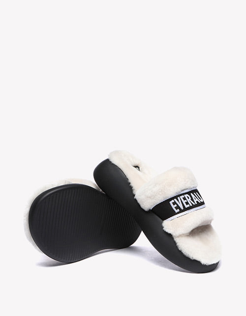 Flossy Slipper in White