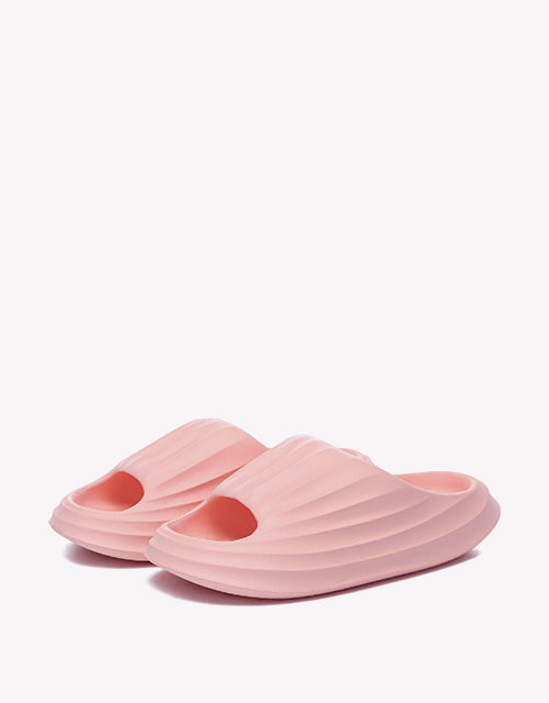 Women Cloud Slippers Plus in Pink
