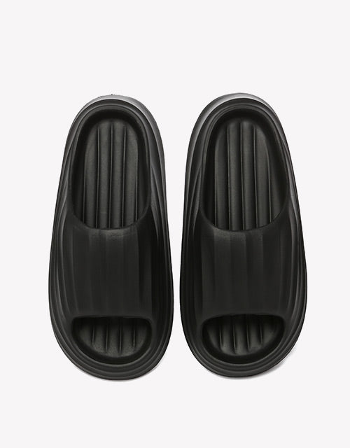 Men Cloud Slippers Plus in Black