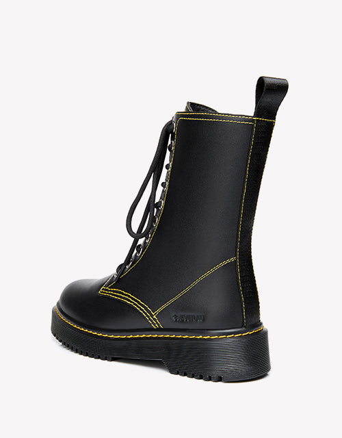 Sheila in balck
