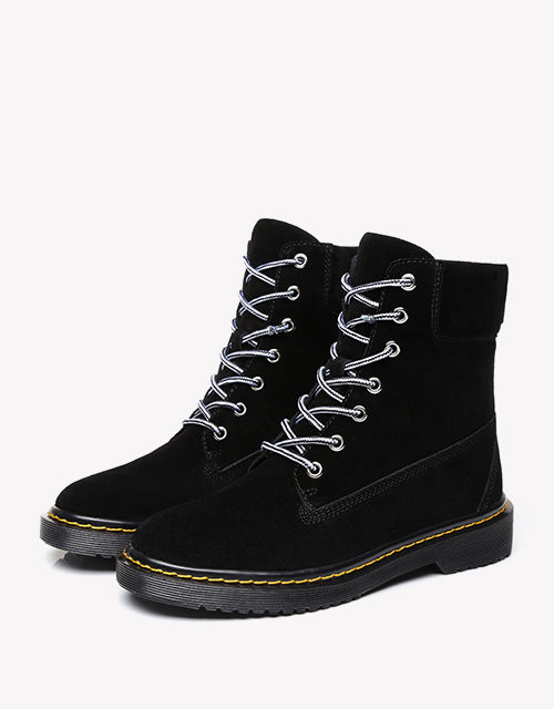 Explorer in black