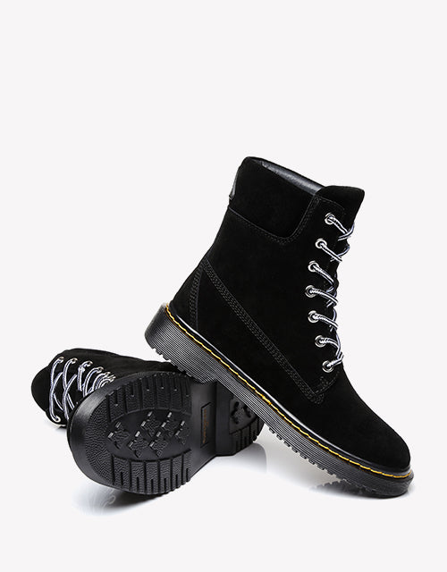 Explorer in black