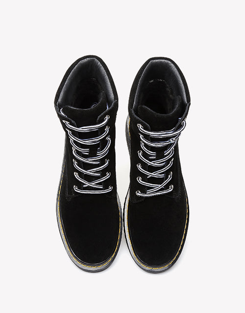 Explorer in black
