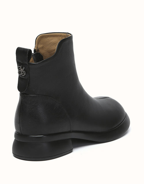 Chapple in Black
