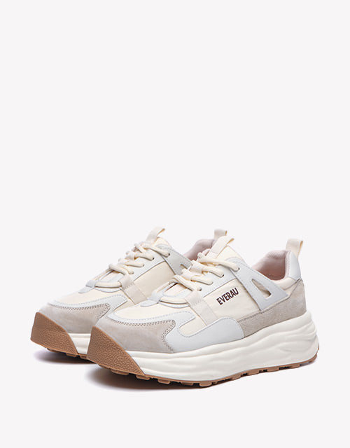 Ellis in white