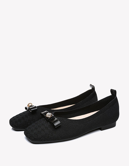 Yolanda in black