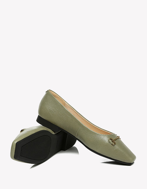Olivia in Dark green