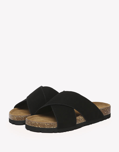 Croia in Black