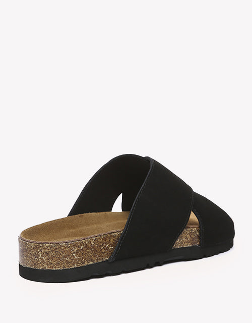 Croia in Black