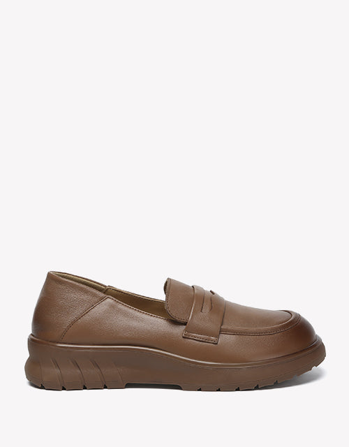 Pansy in Brown